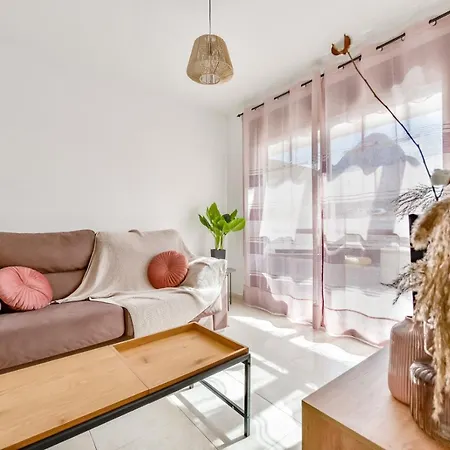 Apartman Zafiro Atico *